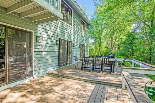 Lovely Lakewood Getaway