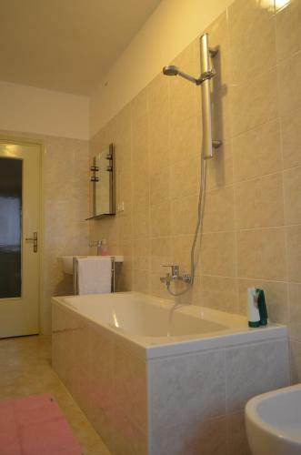 Hostal B&B Santa Rita