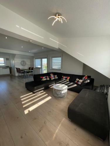 Apartamento Ferienwohnung In Lonsee-ettlenschie�
