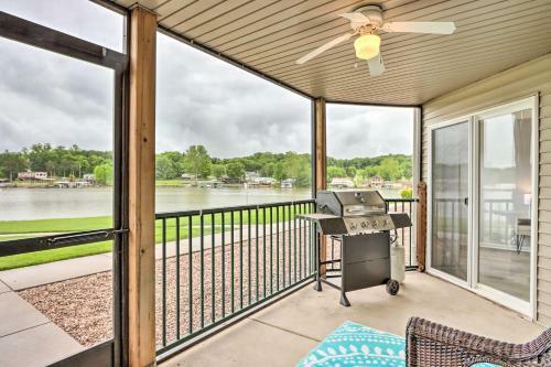Apartamento Camdenton Condo With Pool Access And Lake Views!