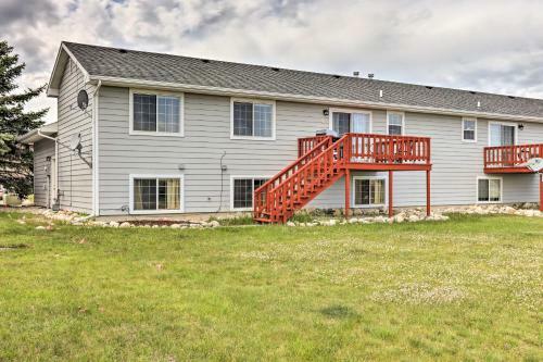 Red Lodge Townhome With Deck And Mountain Views!