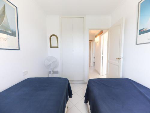 Pleasant Holiday Home In Port Grimaud With Patio
