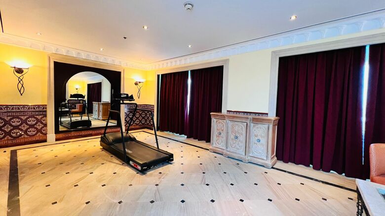The Bristol Hotel Dubai