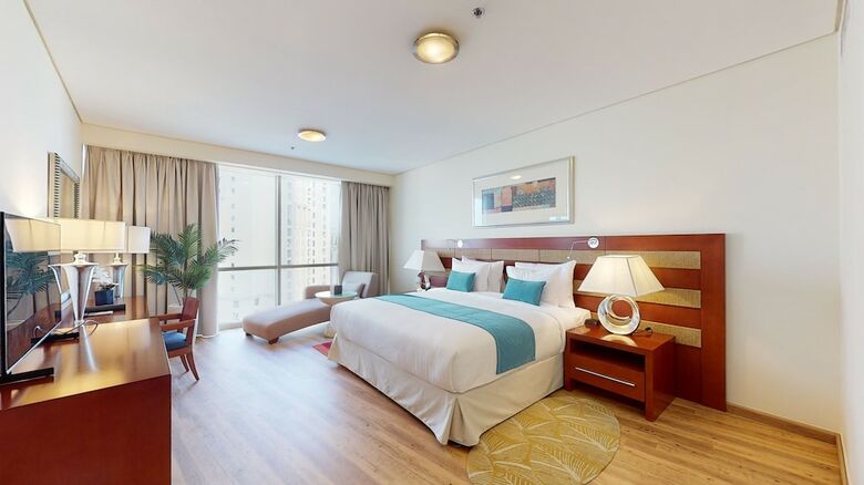 Hotel Oasis Beach Tower