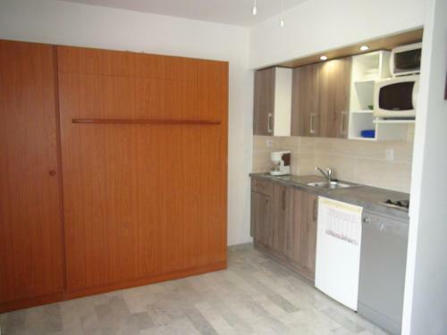 Apartamento Vacances Au Soleil � Hyeres 25m2 Avec Balcon