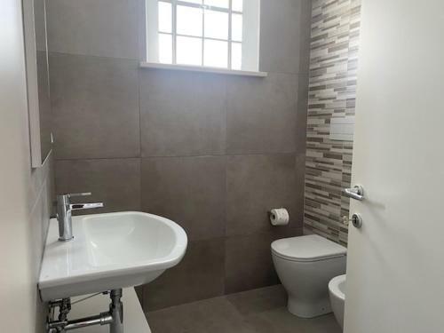 Apartamento Bilocale Ben Accessoriato Via Moni I 33c