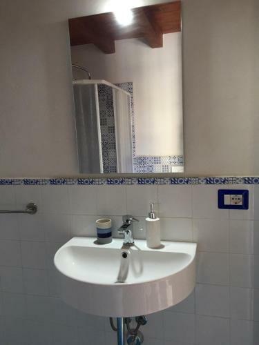 Hostal Samuel Room