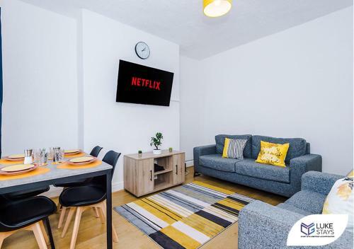 Apartamento ?stunning 5 Bed House ?wifi ?yard ? Wallasey?