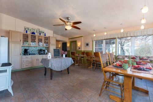 Saratoga Farmstead B&B