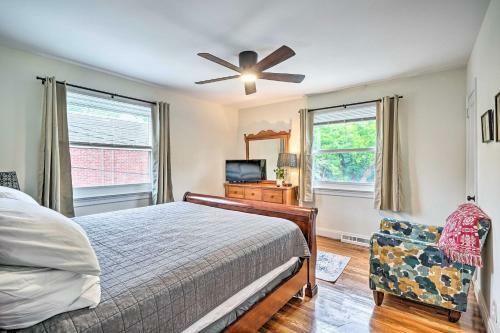 Spacious Home With Game Room And Backyard Lounge!