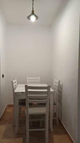 Lovely 2 Bedroom Adora's Apartament With Patio