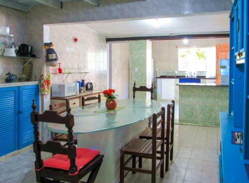 Casa Com Ampla Area de Lazer E Piscina, Buzios Rj