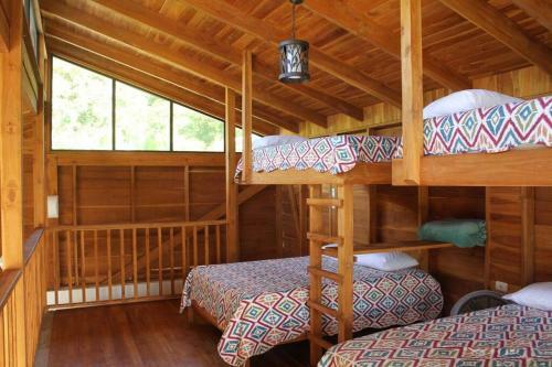 Casa Villa Jade - 10km de R�o Celeste