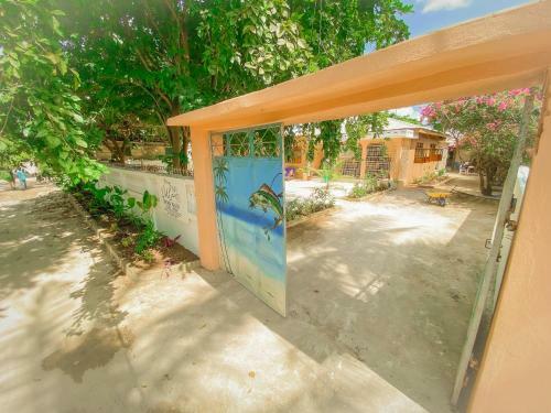 Hostal Villa Orchid Beach Guest House