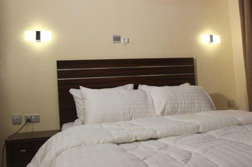 Roosevelt Hotels