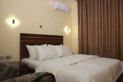 Roosevelt Hotels