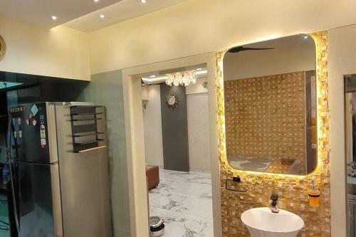 City Homes Crystal Apartment