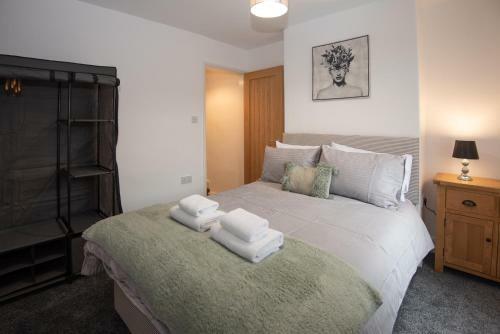 Cross Street By Prestige Properties Sa