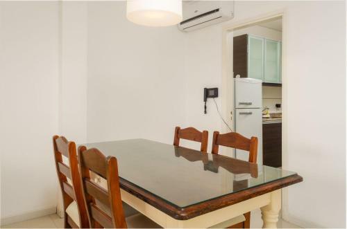 Apartamento Departamento de Categor�a Con Piscina