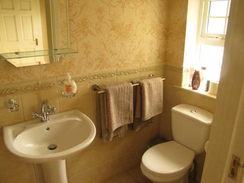 Riverside Lodge B&B