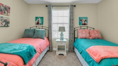 Dream Escape Large Home Located In Champion Gates
