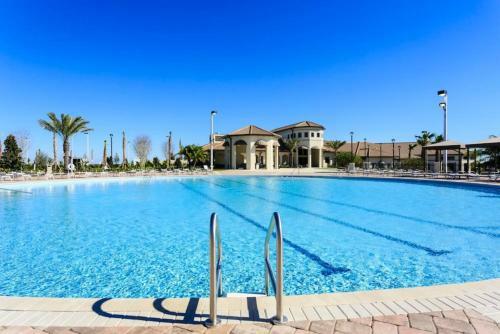 Magical Large Home W Private Pool Free Water Park