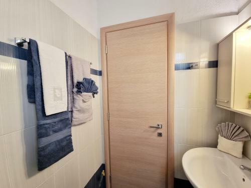 Seaview Maisonette-relax And Enjoy The Sunsets