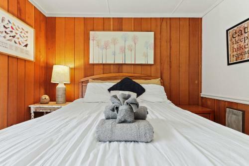 3br 2ba Mountain Condo Sleeps 6 Indoor Pool