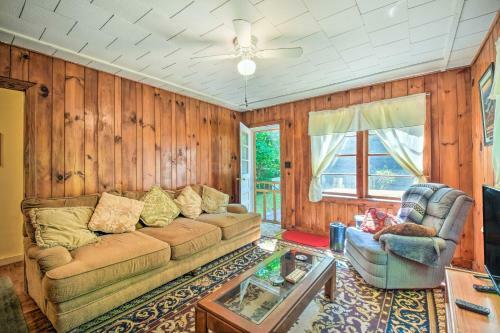 Cozy Hayesville Home In The Tusquittee Valley