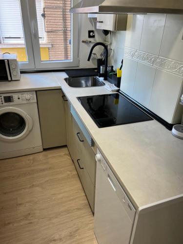 Apartamento Reformado Muy Cerca Del Parque Grande