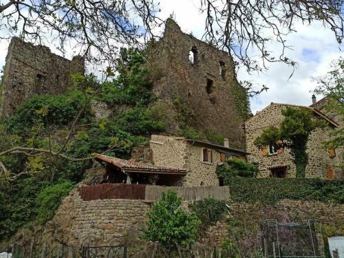 G�te La C�te Des Bleuets de Retourtour
