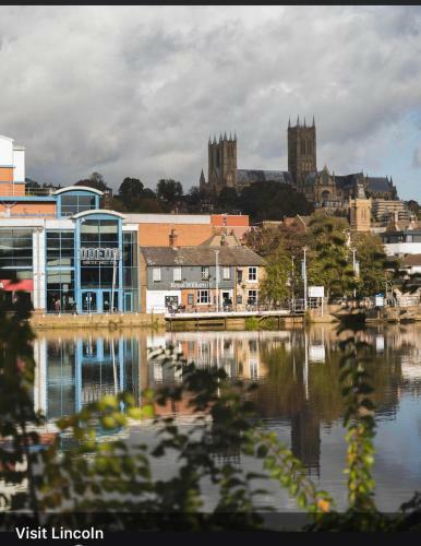 Cosy Cottage, Cathedral Views, Historic Quarter