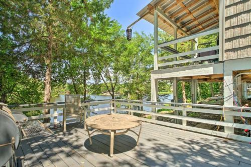 Apartamento Fort Towson Waterfront Studio 2 Decks And Dock