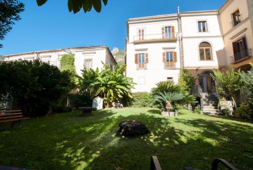 Bed & Breakfast Dimora Del Prete Di Belmonte