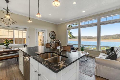Alsea Bay Retreat