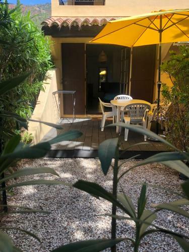 Apartamento St Clair Studio � 5mn A Pied de La Plage