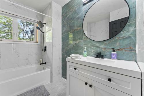 Lakefront Residence 4bd 4ba Hottubsaunakaya?s