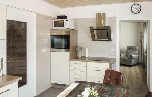 Awesome Home In Th�r With Wifi And 2 Bedrooms #186