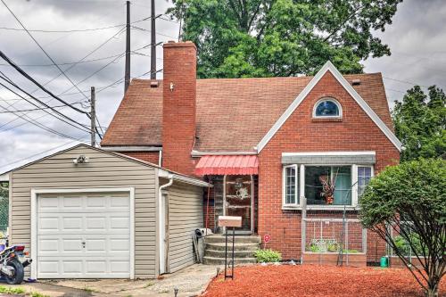 Pittsburgh Home With Pool, Fire Pit And Game Room