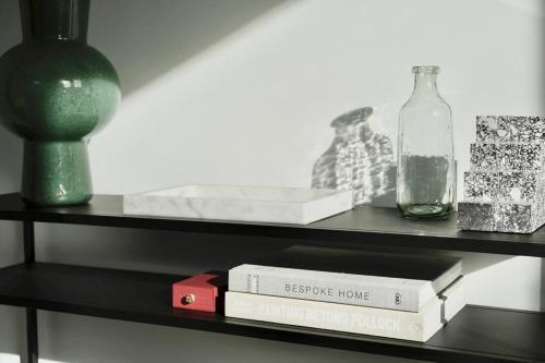 Nashvilla. A Luxe Escape + 3 Miles To Downtown.