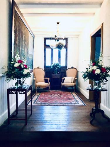 Hostal Maison D?h�tes Du Domaine de Menerque