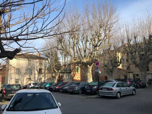 Apartamento Studio Calme - Centre Isle Sur La Sorgue (Animaux)