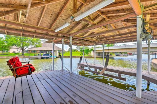 Waterfront Granbury Retreat With Dock And Slip!