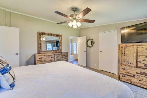 Lakefront Granbury Home, Boat Dock On-site!