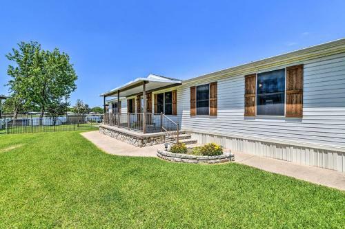 Lakefront Granbury Home, Boat Dock On-site!