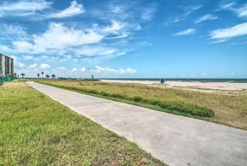 Apartamento Corpus Christi Condo With Community Amenities!