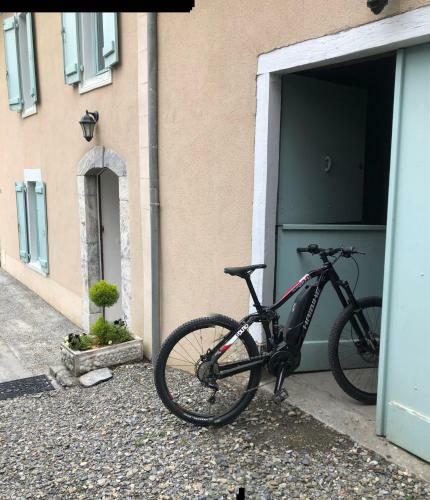 Chambre Priv�e � Deux Pas de Luz-saint-sauveur