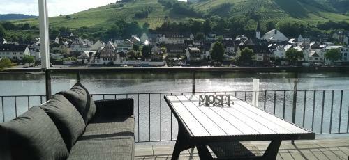 Apartamento Ferienwohnung Moselterrasse