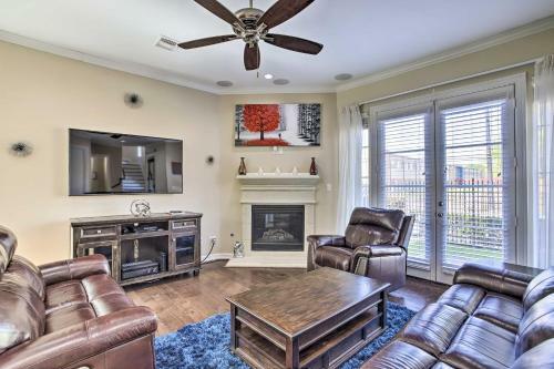 Spacious Houston Townhouse About 17 Mi To Dtwn!