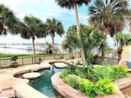 Coastal Cutie - Little Bay Cottage #3